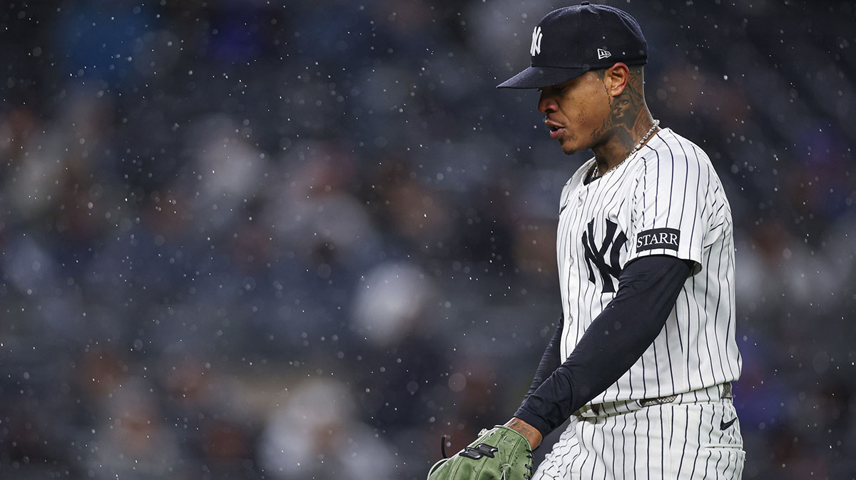 New York Yankees starting pitcher Marcus Stroman (0) walks off after being relieved during the first inning against the San Francisco Giants at Yankee Stadium.