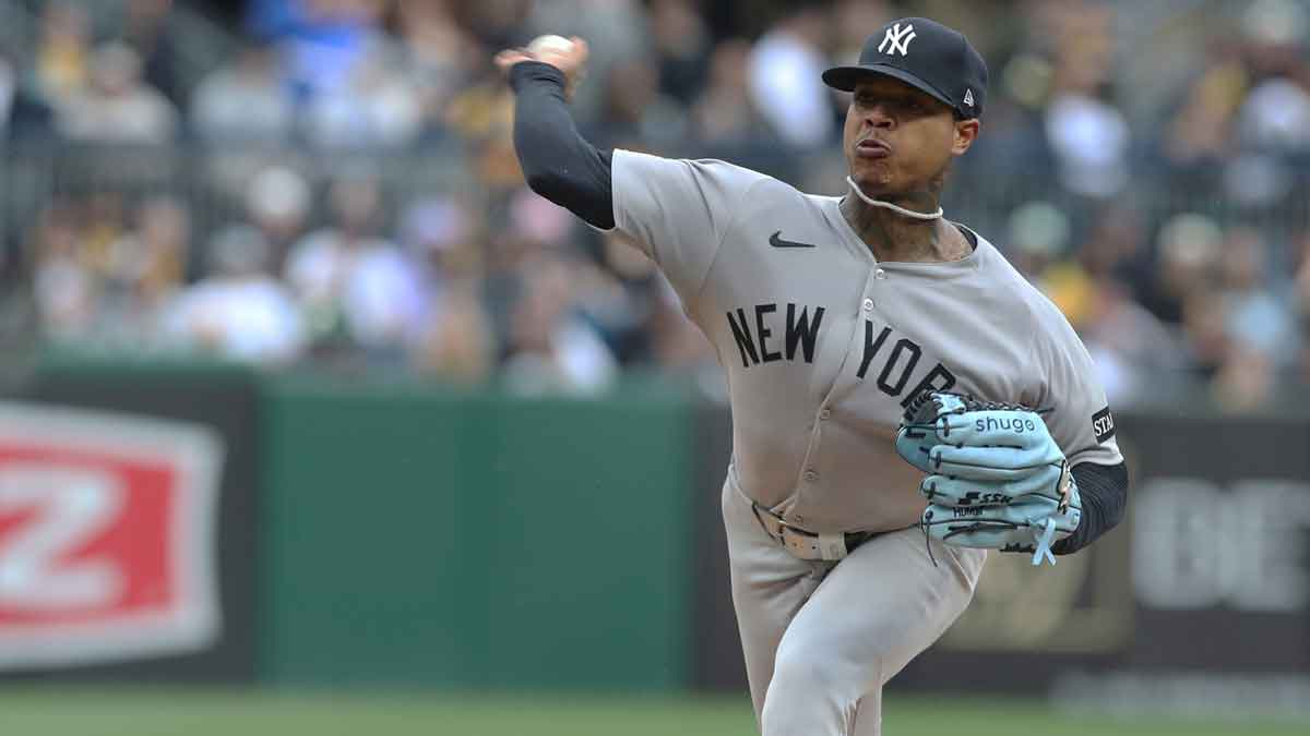 New York Yankees starting pitcher Marcus Stroman (0) pitches against the Pittsburgh Pirates during the first inning at PNC Park. 