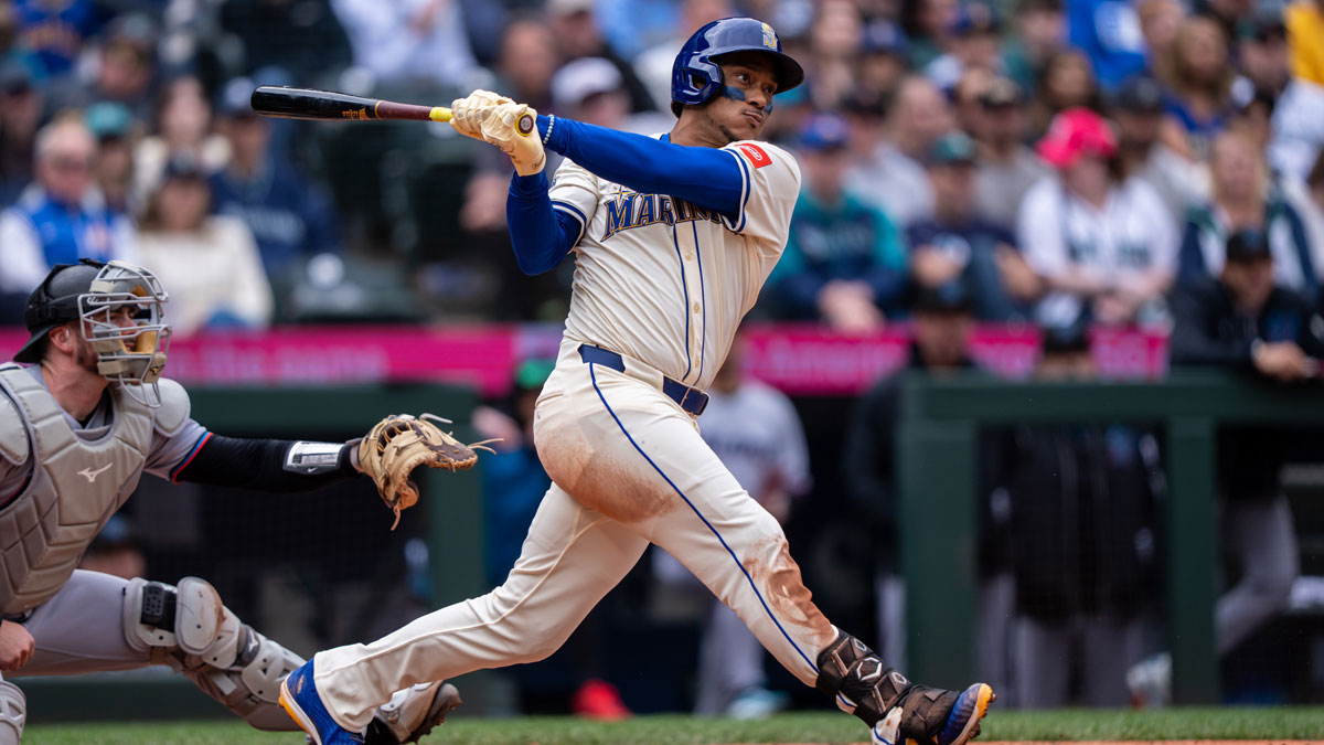 Seattle Mariners designated hitter Jorge Polanco (7) hits a double during the eighth inning against the Miami Marlins at T-Mobile Park.
