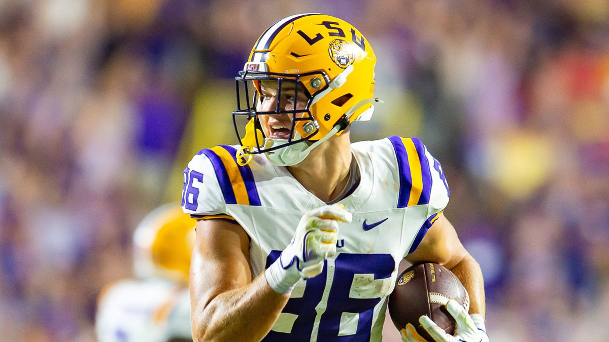 Mason Taylor 86 runs the ball as the LSU Tigers take on the Ole Miss Rebels