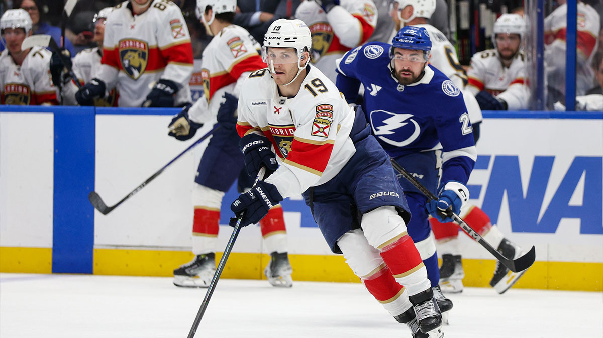 Florida Panthers left wing Matthew Tkachuk (19) controls the puck against the Tampa Bay Lightning during the third period in game two of the first round of the 2025 Stanley Cup Playoffs at Amalie Arena.