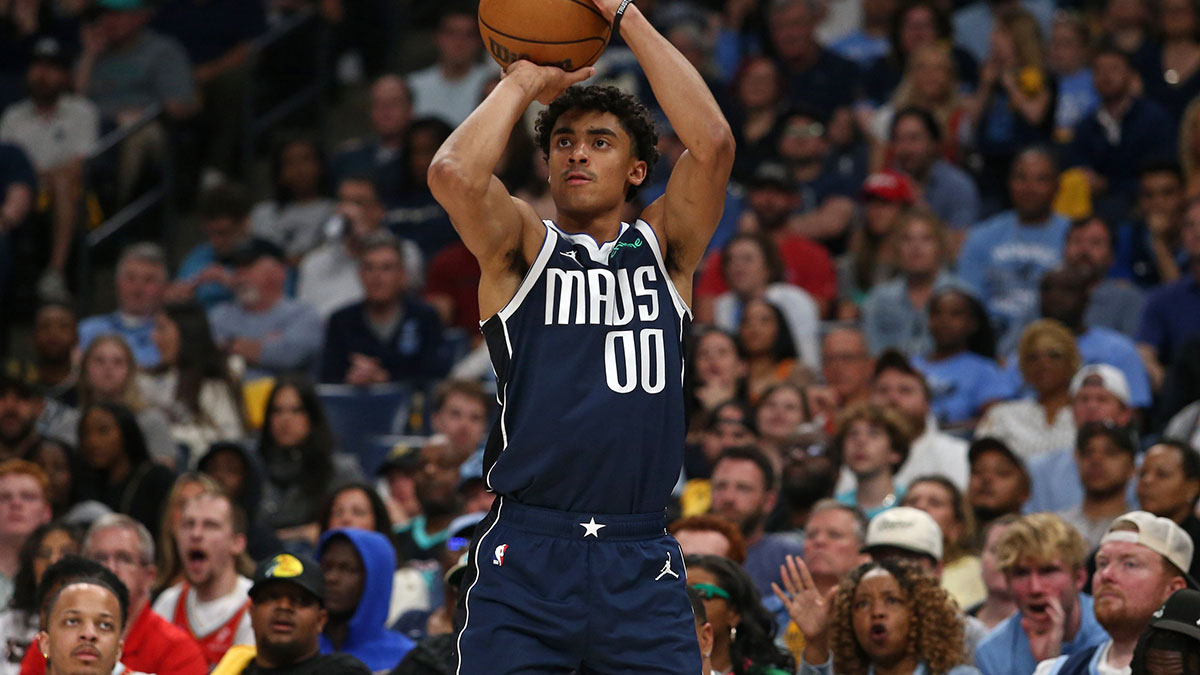 Dallas Mavericks guard Max Christie (00) shoots during the second quarter against the Memphis Grizzlies at FedExForum.