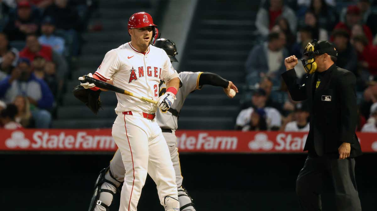 Los Angeles Angels right fielder Mike Trout (27) strikes out during the fourth inning against the Pittsburgh Pirates at Angel Stadium.