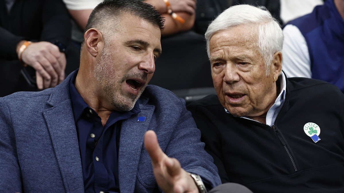 New England Patriots head coach Mike Vrabel, left, talks with Patriots owner Robert Kraft courtside during the second half of game two of the first round of the 2024 NBA Playoffs between the Boston Celtics and the Orlando Magic at TD Garden. Mandatory Credit: Winslow Townson-Imagn Images