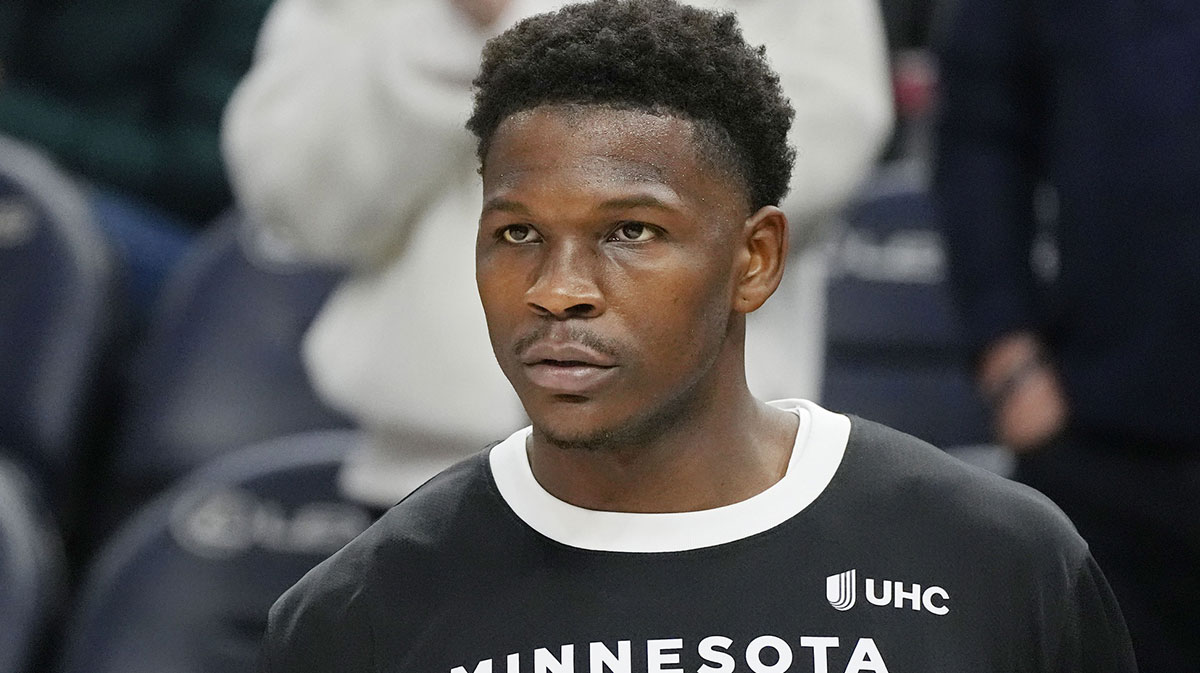 Dennis Schroder takes shot at Anthony Edwards for rescinded technical foul