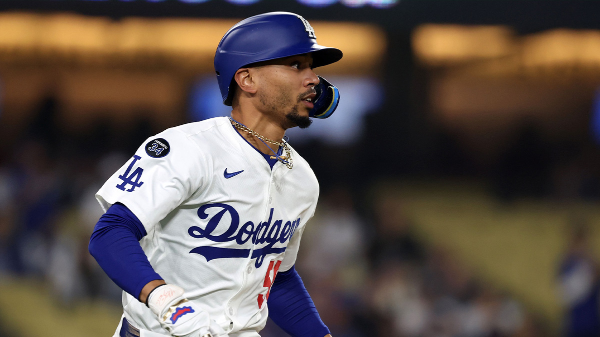 Los Angeles Dodgers shortstop Mookie Betts (50) during the ninth inning against the Chicago Cubs at Dodger Stadium. Mandatory Credit: Kiyoshi Mio-Imagn Images