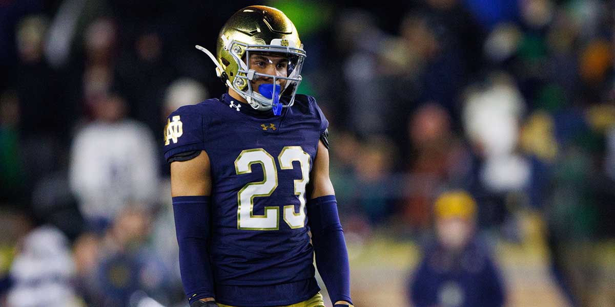 Bears legend’s son hits transfer portal after freshman season with Notre Dame football