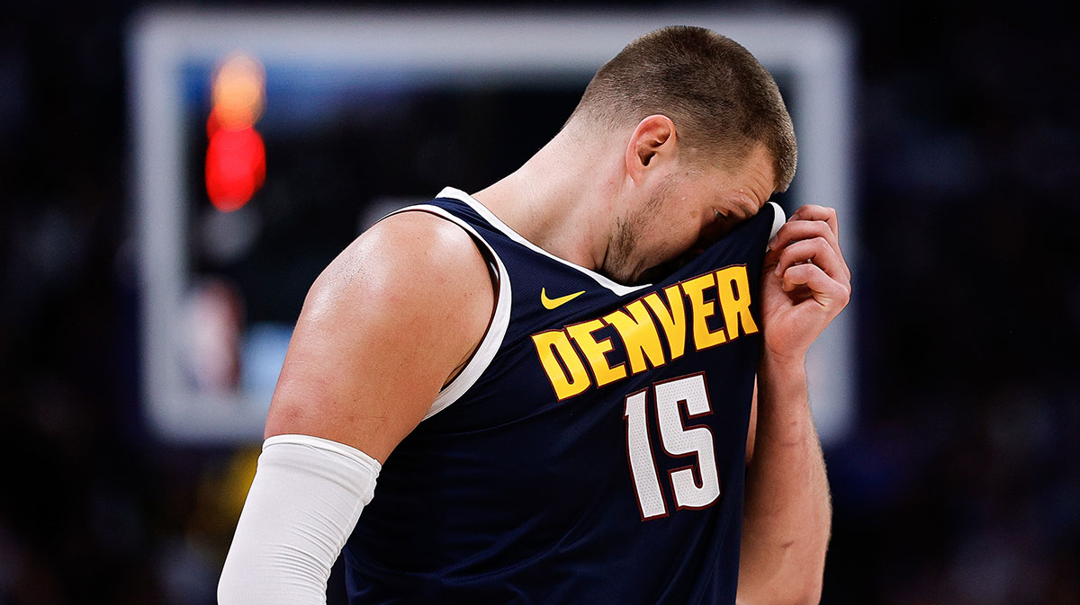 Fans rip Nuggets’ Nikola Jokic for obvious flops against Clippers