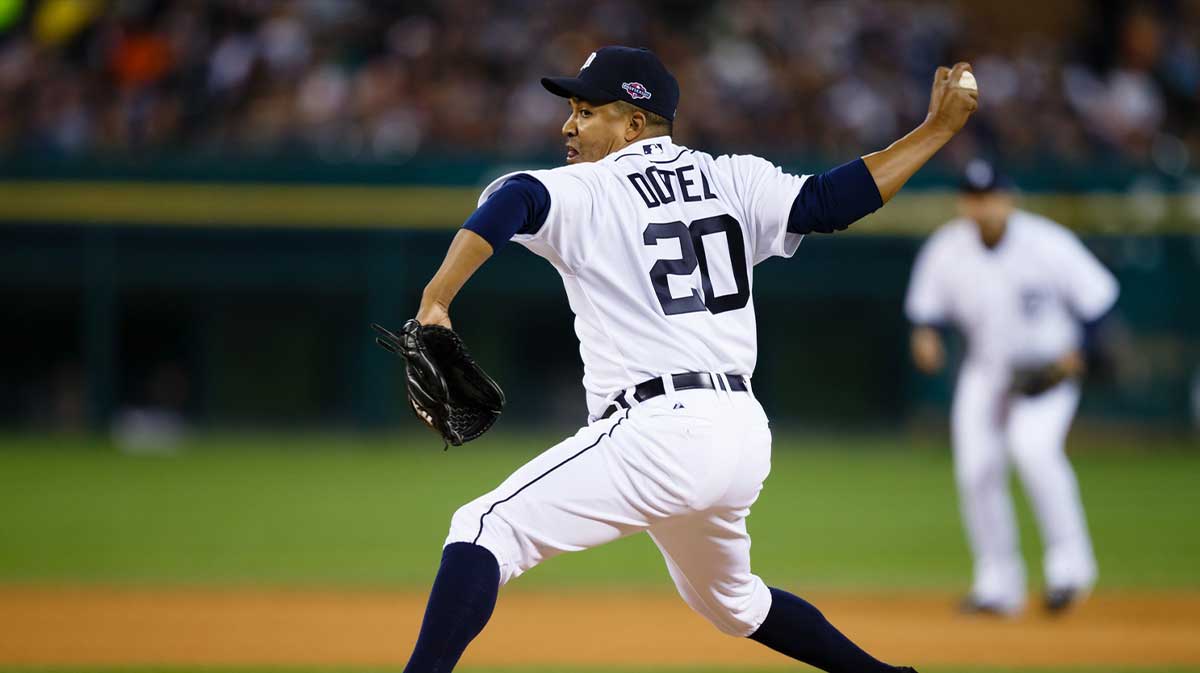 Detroit Tigers relief pitcher Octavio Dotel (20) pitches during game four of the 2012 ALCS against the New York Yankees at Comerica Park.