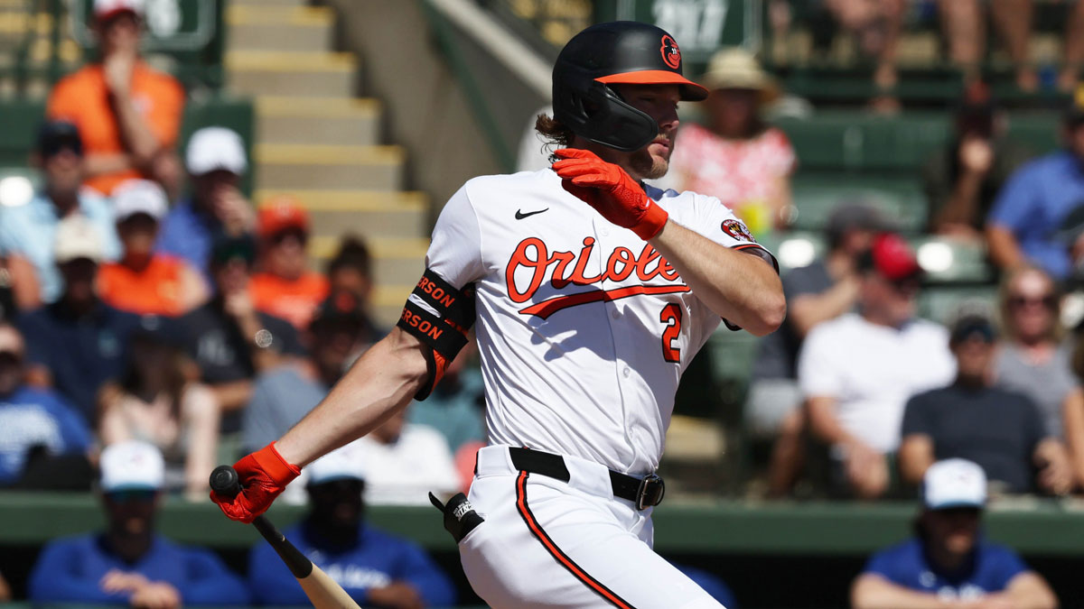 Baltimore Orioles shortstop Gunnar Henderson (2) at bat during the first inning and then left the game during the inning against the Toronto Blue Jaysat Ed Smith Stadium.