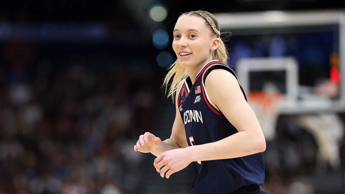 Connecticut Huskies guard Paige Bueckers (5) reacts during the first half against the South Carolina Gamecocks of the national championship of the women's 2025 NCAA tournament at Amalie Arena.