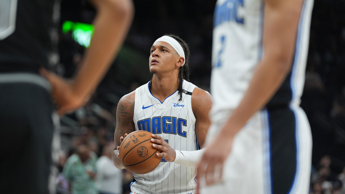 Orlando Magic forward Paolo Banchero (5) shoots a free throw in the second half against the San Antonio Spurs at Frost Bank Center.