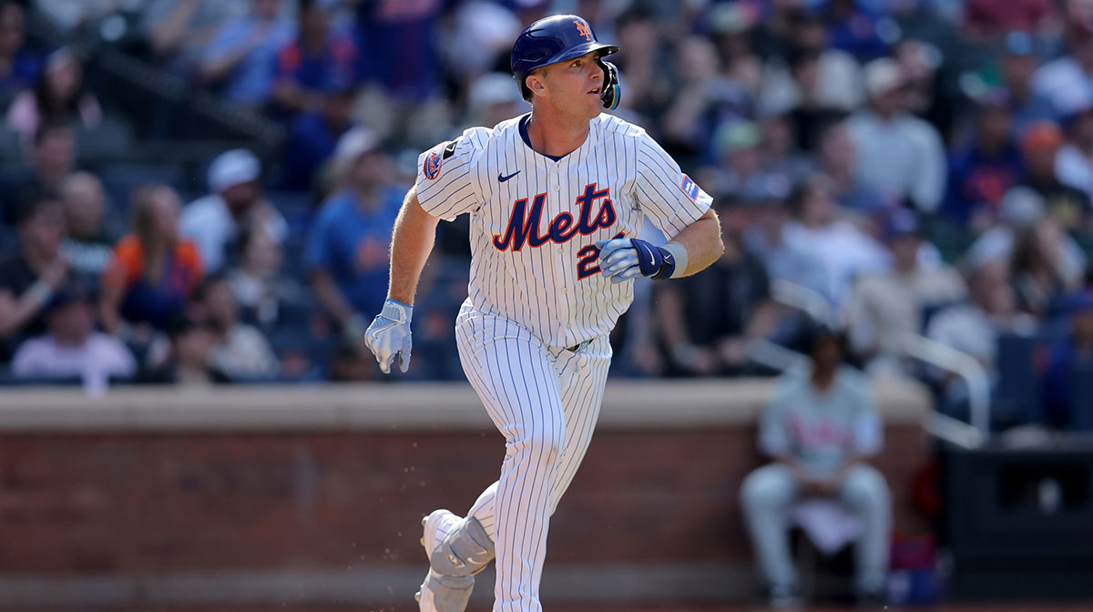 New York Mets first baseman Pete Alonso (20) watches his game tying RBI double against the Philadelphia Phillies during the tenth inning at Citi Field.