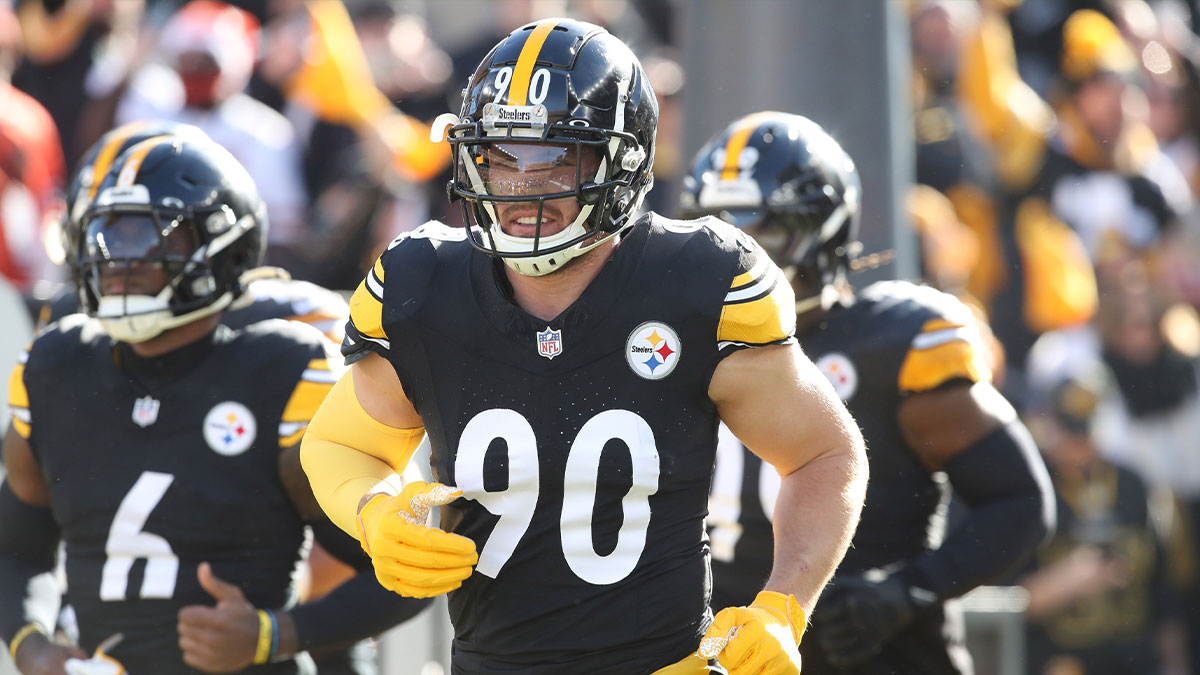 Pittsburgh Steelers linebacker T.J. Watt (90) takes the field against the Cleveland Browns at Acrisure Stadium.