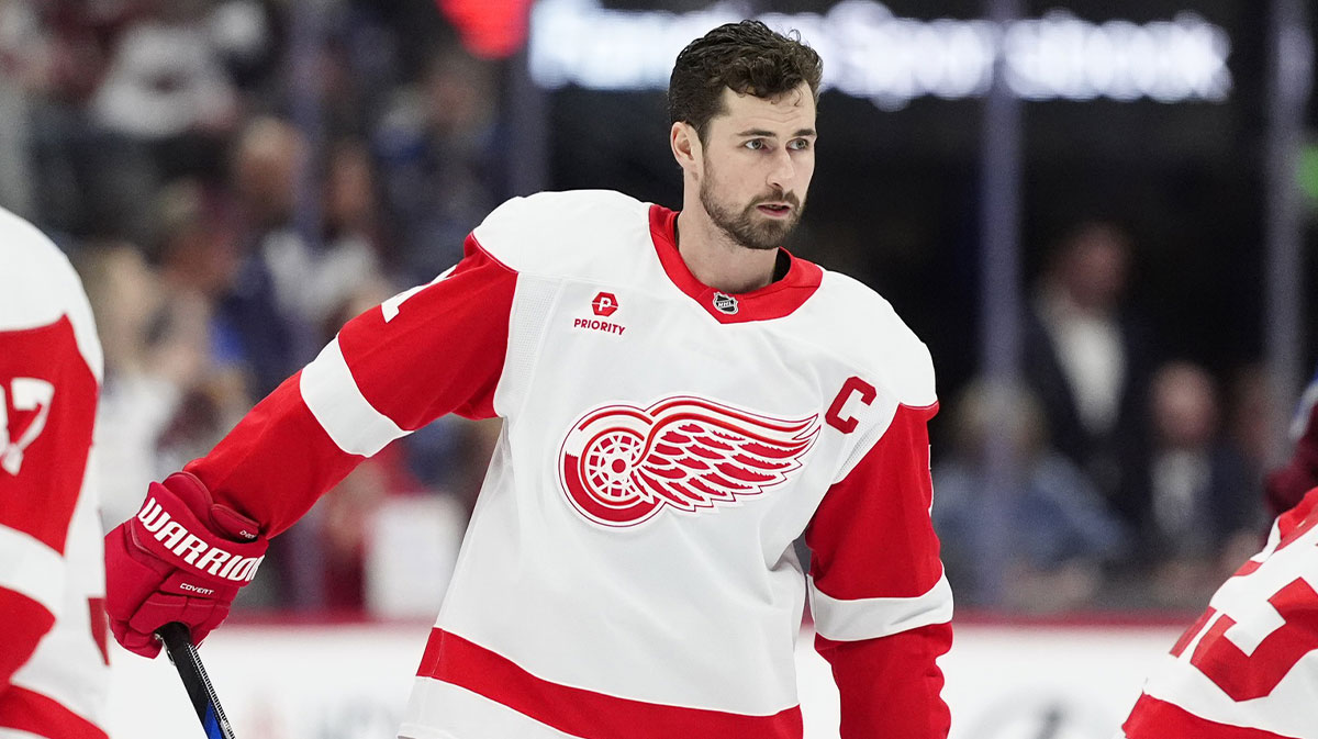 Red Wings’ Dylan Larkin gives ‘stressful’ take on playoff push