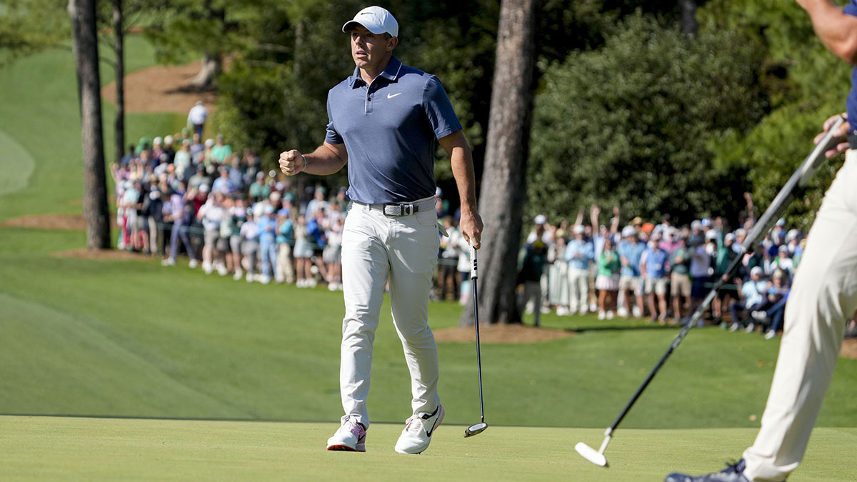 Rory McIlroy hits unfathomably bad shot to open up Masters