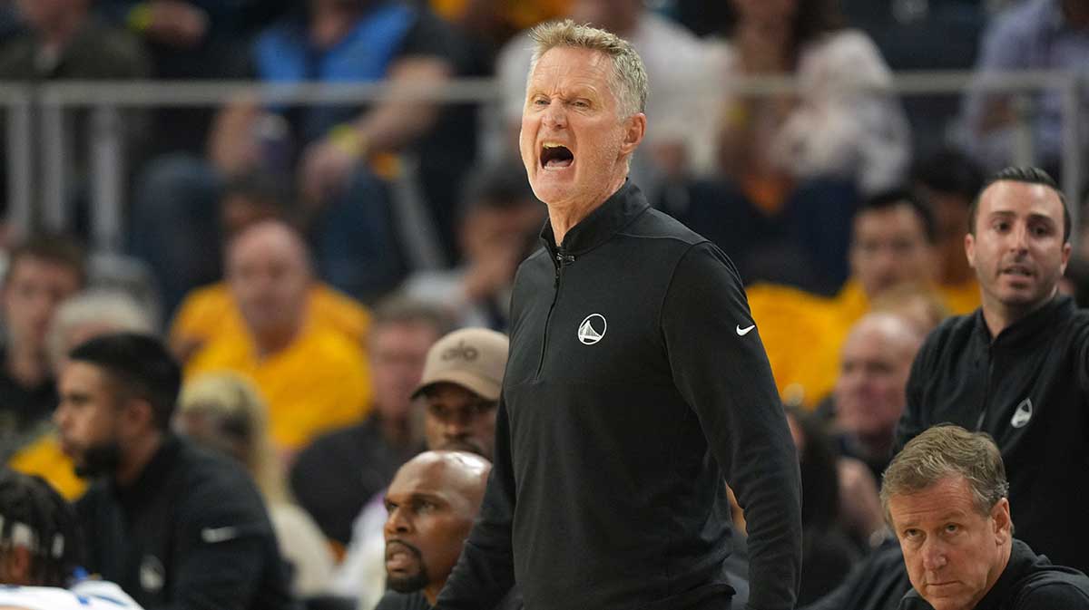 Golden State Warriors head coach Steve Kerr yells during the second quarter of game three of first round for the 2024 NBA Playoffs at Chase Center.