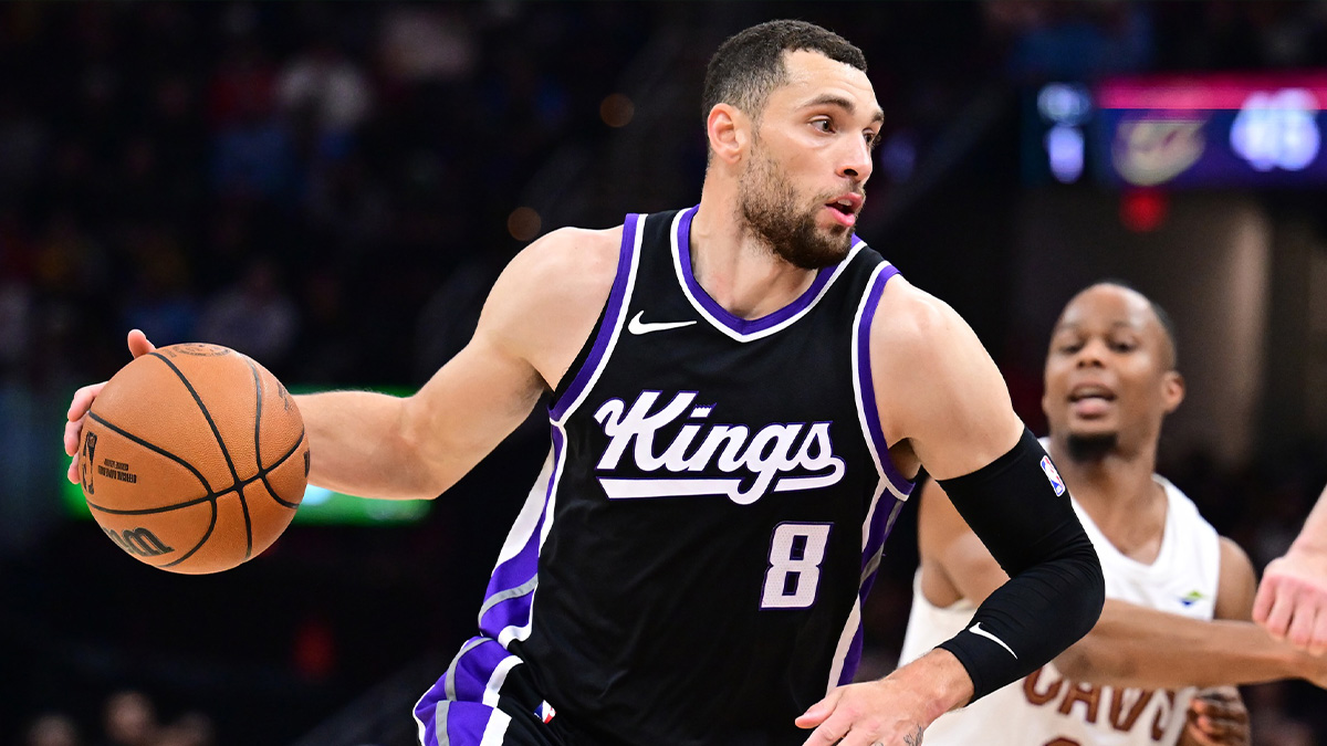 Sacramento Kings guard Zach LaVine (8) drives to the basket against the Cleveland Cavaliers during the first half at Rocket Arena.