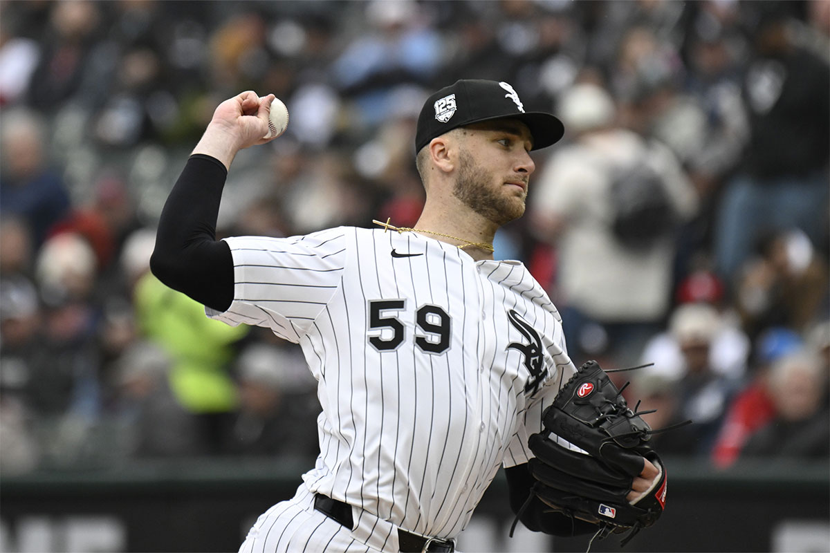 Chicago White Sox pitcher Sean Burke (59) delivers against the Los Angeles Angels during the first inning at Guaranteed Rate Field