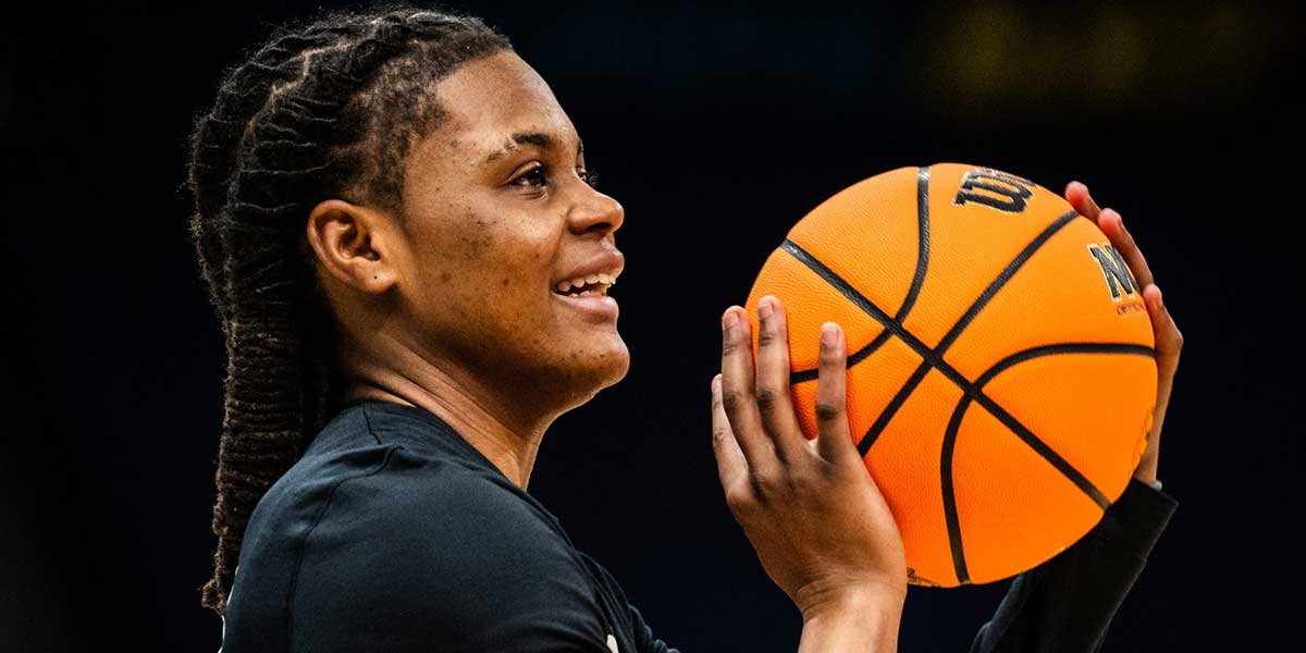 South Carolina guard MiLaysia Fulwiley (12) lines a shot up at practice at Amalie Arena in Tampa, Florida, Thursday, April 3, 2025 ahead of their Final Four match-up against the Texas Longhorns on Friday. Mandatory Credit: © Sara Diggins/American-Statesman / USA TODAY NETWORK via Imagn Images