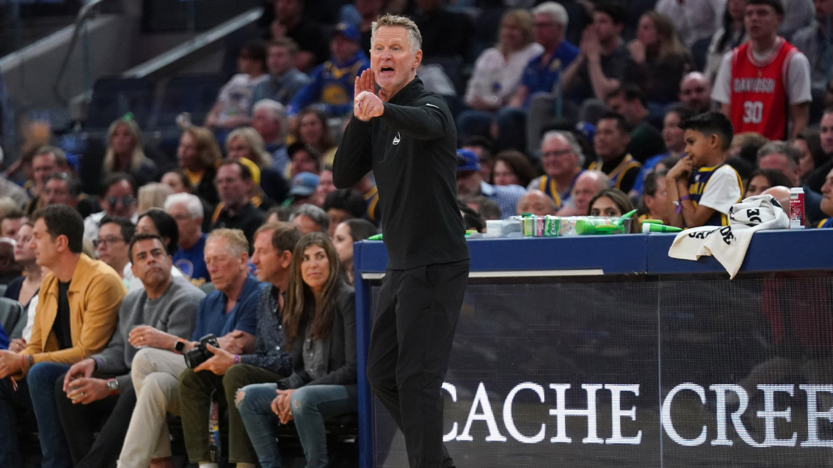 Golden State Warriors head coach Steve Kerr directs his team during action against the Houston Rockets in the fourth quarter at the Chase Center.