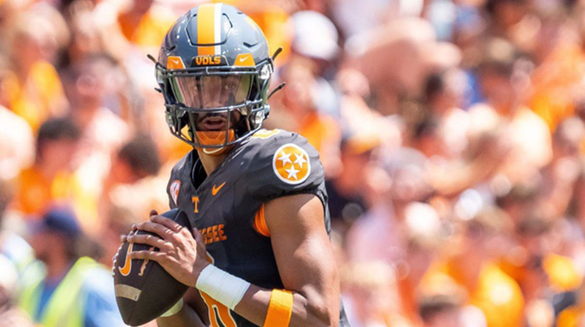 Tennessee quarterback Nico Iamaleava during Tennessee's game against Chattanooga in Neyland Stadium.