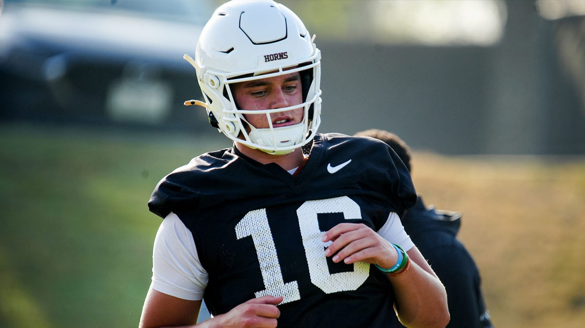 Texas Longhorns quarterback, Arch Manning during his first practice of the spring season. Browns rumors