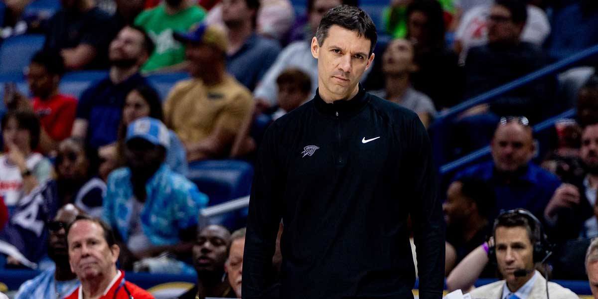 Thunder head coach Mark Daigneault looks on against the New Orleans Pelicans during the second half at Smoothie King Center