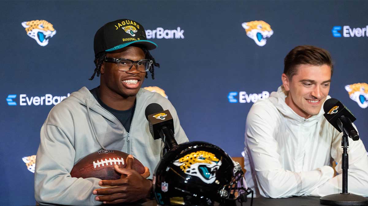 Jaguars news: Travis Hunter's two-way ROY odds will have bettors' attention