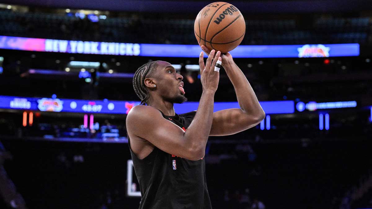Philadelphia 76ers guard Tyrese Maxey (0) warms up before a game against the New York Knicks at Madison Square Garden.