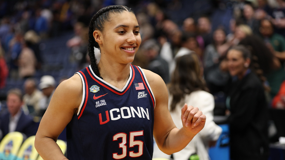 Connecticut Huskies guard Azzi Fudd (35) leaves the court after defeating the UCLA Bruins during the fourth quarter in a semifinal of the women's 2025 NCAA tournament at Amalie Arena.