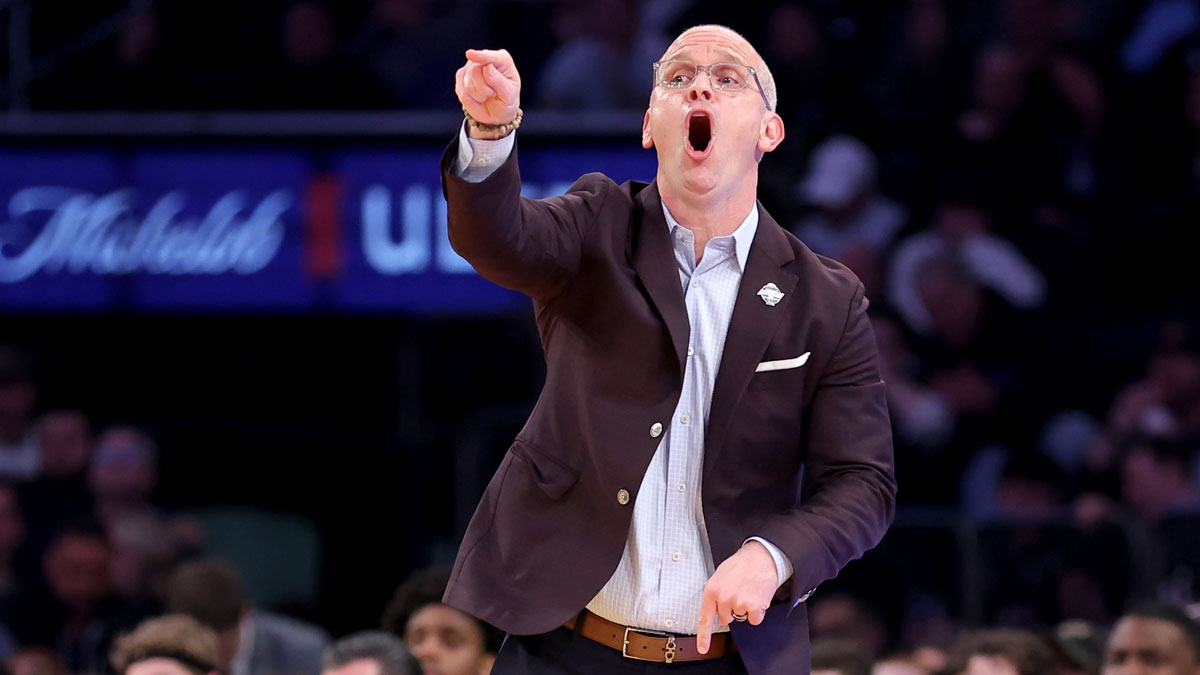 UConn basketball head coach Dan Hurley coaches against the Creighton Bluejays during the first half at Madison Square Garden.