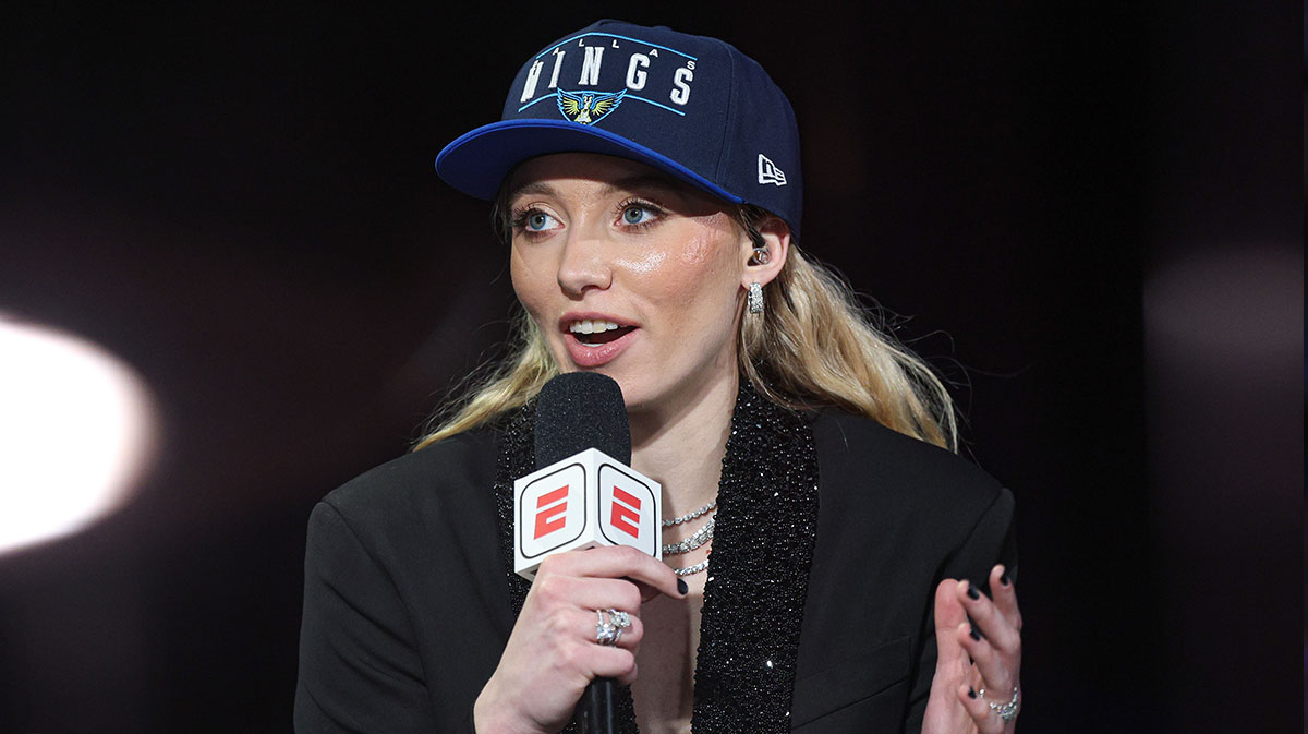 Wings’ Paige Bueckers reflects on ‘pride’ she felt playing at UConn