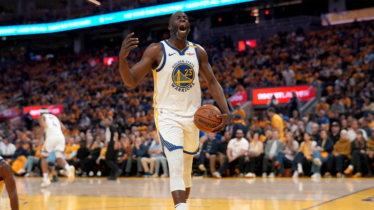 Golden State Warriors forward Draymond Green (23) reacts after the Memphis Grizzlies made a basket in the second quarter at the Chase Center.