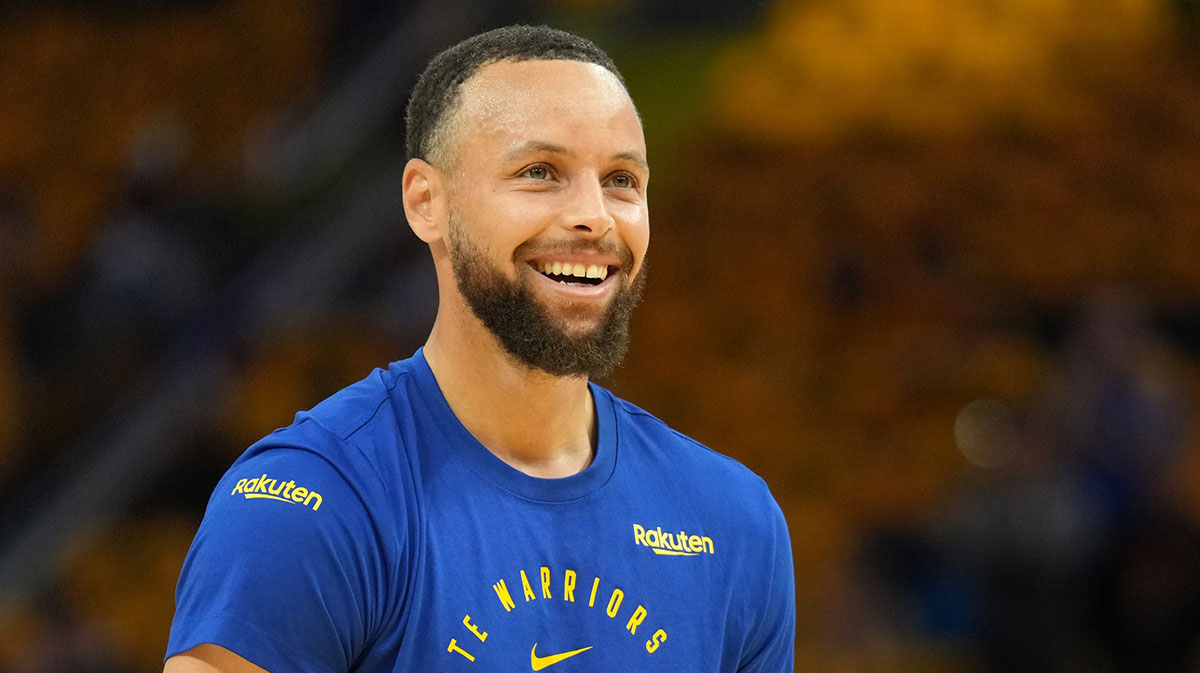 Golden State Warriors guard Stephen Curry (30) warms up before game three of first round for the 2024 NBA Playoffs at Chase Center.