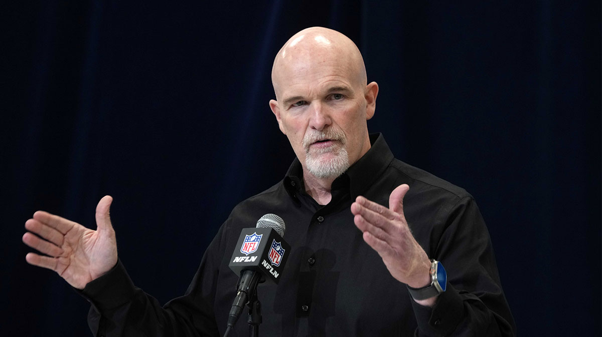 Dan Quinn, Commanders