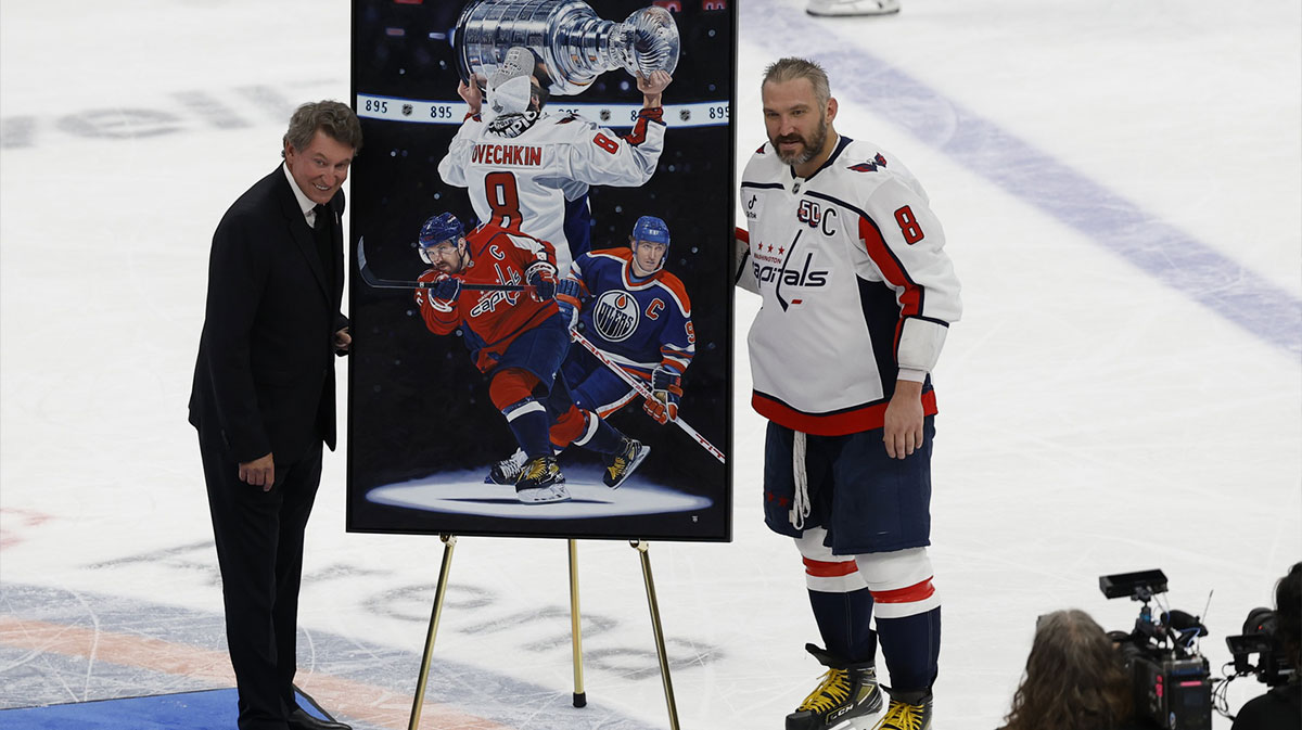 How Gordie Howe was honored as Alex Ovechkin passes Wayne Gretzky