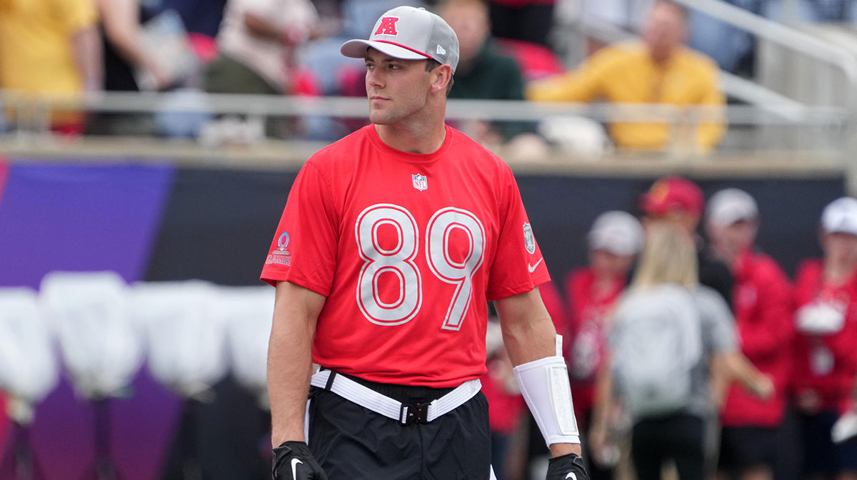 Las Vegas Raiders tight end Brock Bowers (89) during AFC Practice for the Pro Bowl Games at Camping World Stadium.