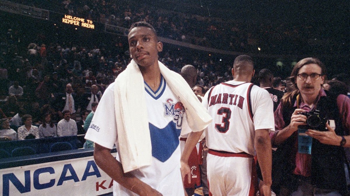 Memphis State's Anfernee \"Penny\" Hardaway goes through the handshake line after the Tigers fell to Cincinnati in the Elite Eight round of the 1991-92 NCAA Tournament.