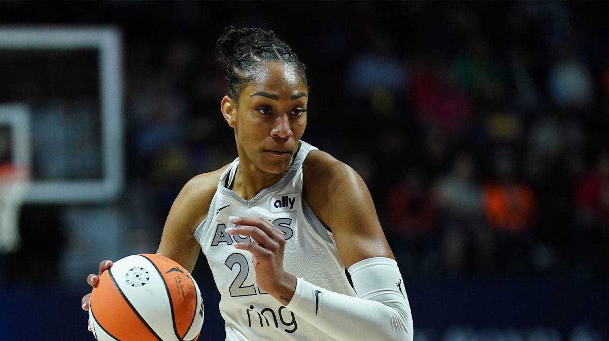 Las Vegas Aces center A'ja Wilson (22) returns the ball against the Connecticut Sun in the first half at Mohegan Sun Arena.