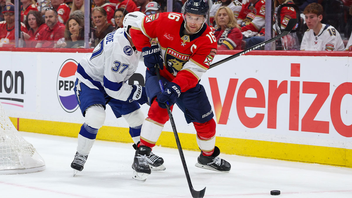 Florida Panthers center Aleksander Barkov (16) controls the puck against the Tampa Bay Lightning in the first period during game three of the first round of the 2025 Stanley Cup Playoffs at Amerant Bank Arena.