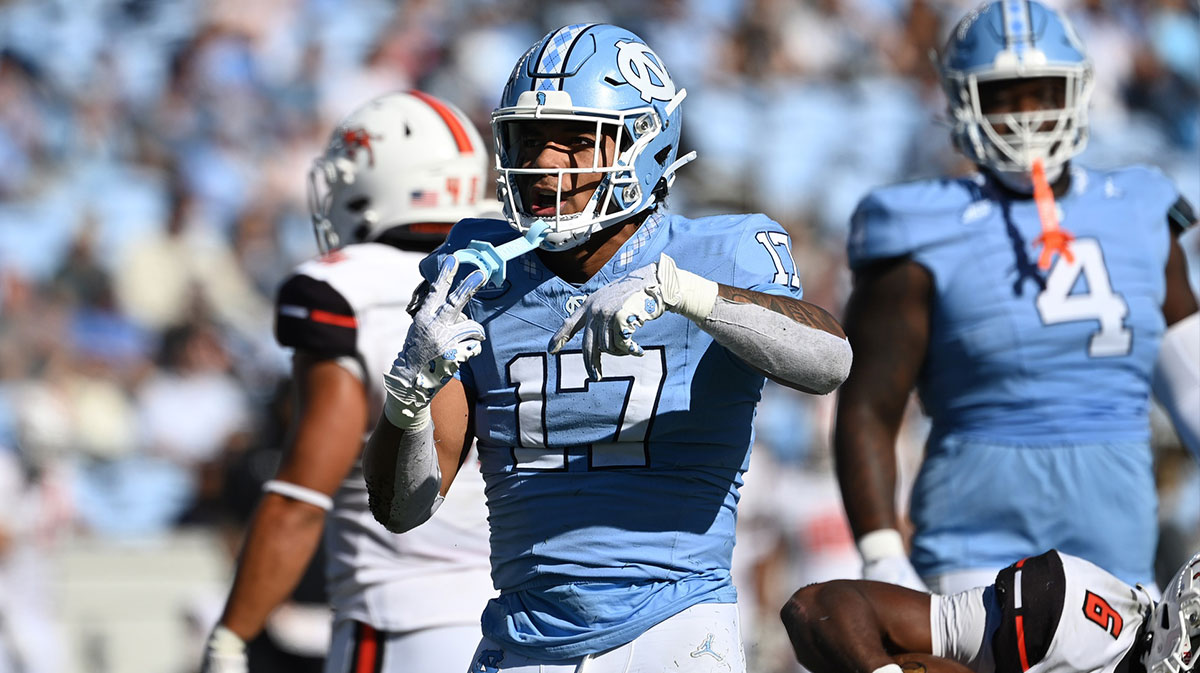 North Carolina Tar Heels linebacker Amare Campbell (17) reacts in the third quarter at Kenan Memorial Stadium.