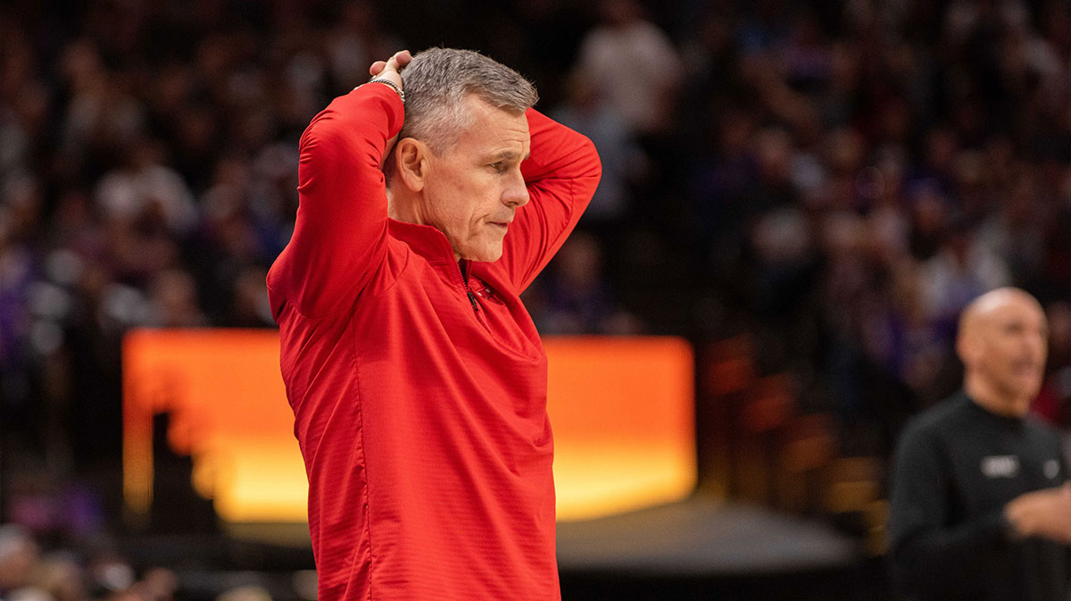 Chicago Bulls head coach Billy Donovan reacts to a call during the fourth quarter of the game against the Sacramento Kings at Golden 1 Center.