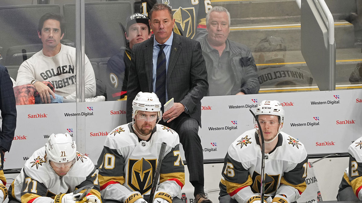 Vegas Golden Knights head coach Bruce Cassidy (center back) stands behind the bench during the third period against the San Jose Sharks at SAP Center at San Jose