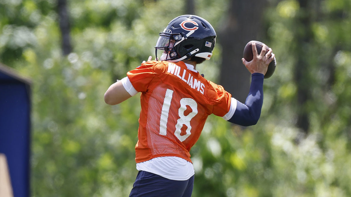 Chicago Bears quarterback Caleb Williams (18) throws the ball during organized team activities.