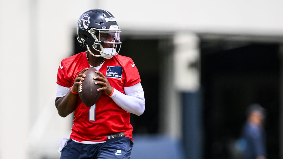 Tennessee Titans quarterback Cam Ward (1) goes through throwing drills during Rookie Mini Camp at Saint Thomas Sports Park.