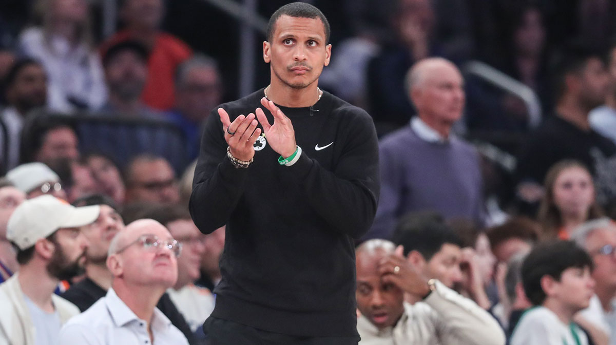 Boston Celtics head coach Joe Mazzulla applauds in the first quarter during game three of the second round for the 2025 NBA Playoffs against the New York Knicks at Madison Square Garden.