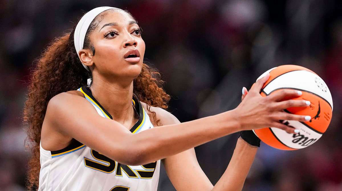 Chicago Sky forward Angel Reese (5) looks to shoot a basket Saturday, May 17, 2025, during a game between the Indiana Fever and the Chicago Sky at Gainbridge Fieldhouse in Indianapolis. The Indiana Fever defeated the Chicago Sky, 93-58. Mandatory Credit: © Grace Smith/IndyStar / USA TODAY NETWORK via Imagn Images