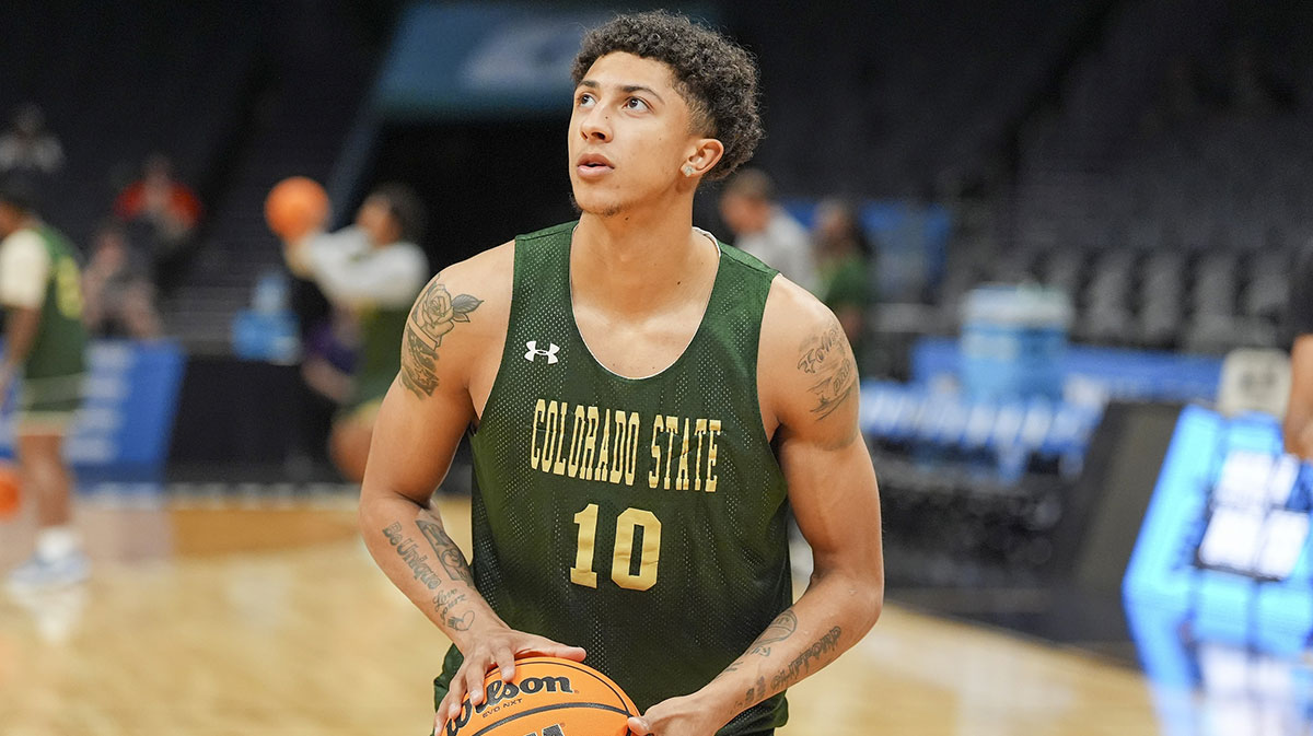 Colorado State Rams guard Nique Clifford (10) warms up during the NCAA first round practice session at Spectrum Center.