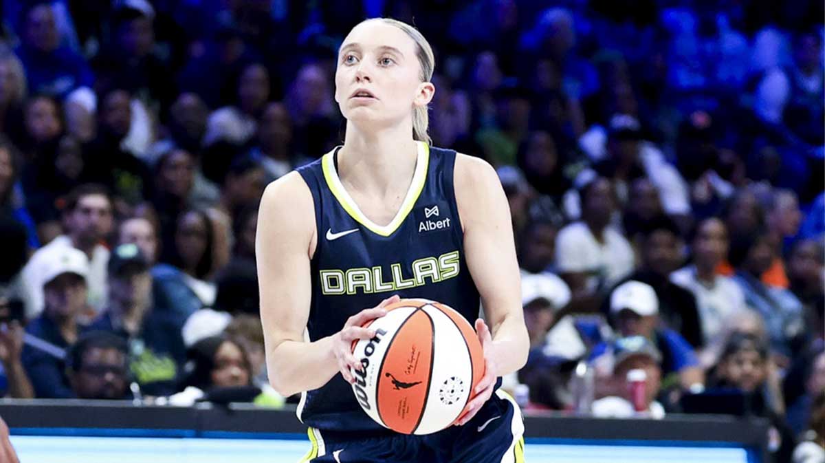 May 16, 2025; Arlington, Texas, USA; Dallas Wings guard Paige Bueckers (5) shoots against the Minnesota Lynx during the second half at College Park Center. Mandatory Credit: Kevin Jairaj-Imagn Images
